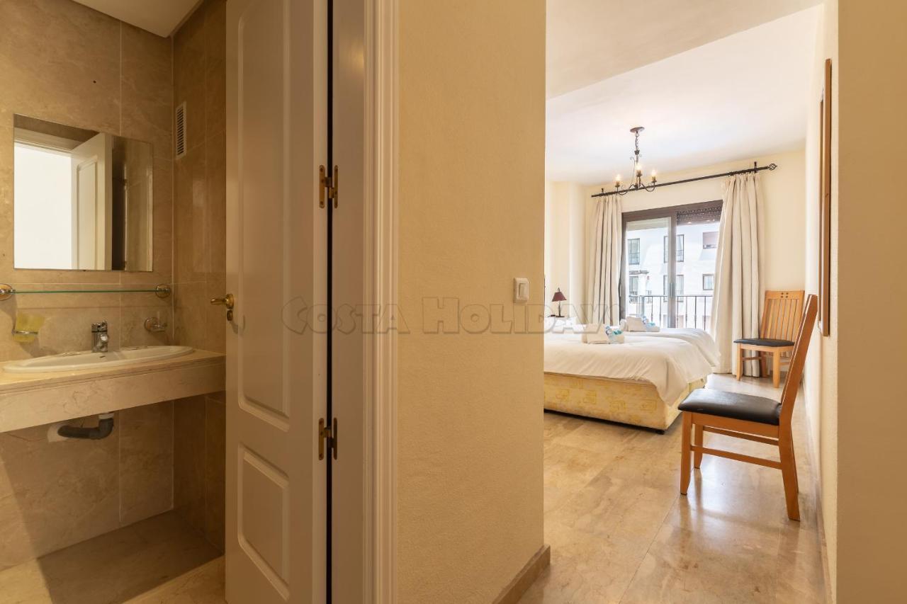 marina real 425 Apartment Manilva Exterior foto