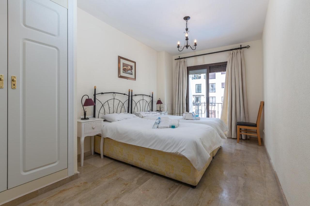 marina real 425 Apartment Manilva Exterior foto