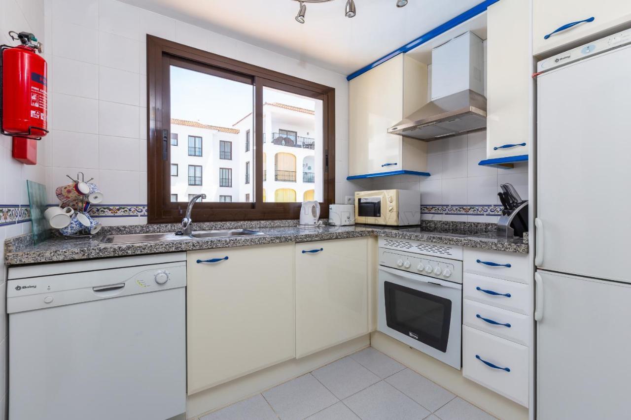 marina real 425 Apartment Manilva Exterior foto